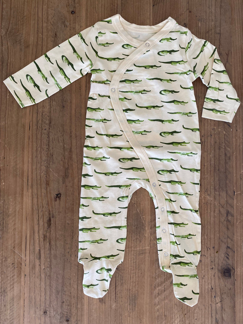 baby pajamas clothes footy footies jammies alligator snaps snap comfy white green