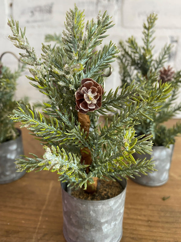 christmas holiday party decor guests name tag place card holder tree pin pinecone tin faux